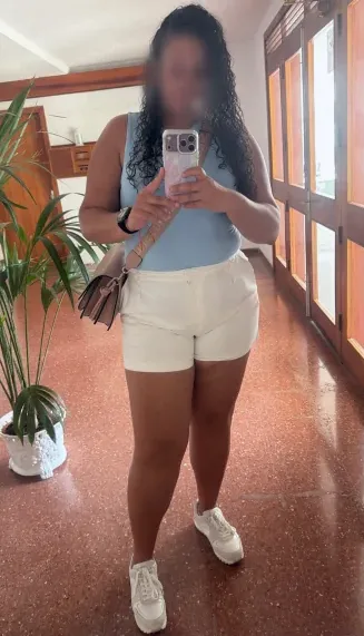 Amelie, 33