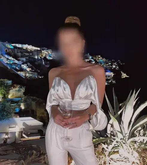 Anna, 31