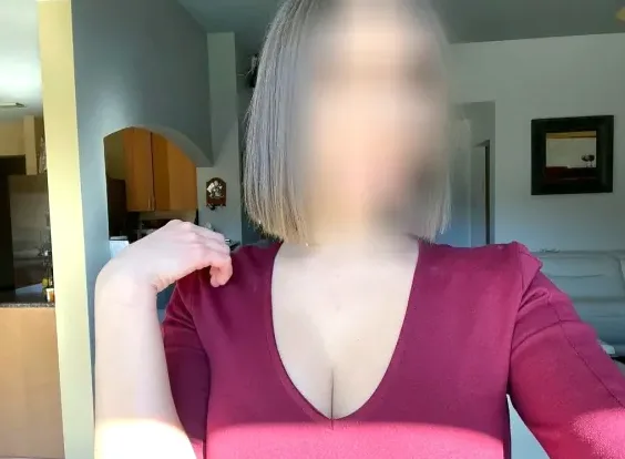 Nadine, 32