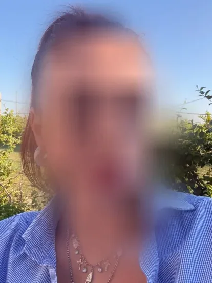 Rebecca, 28