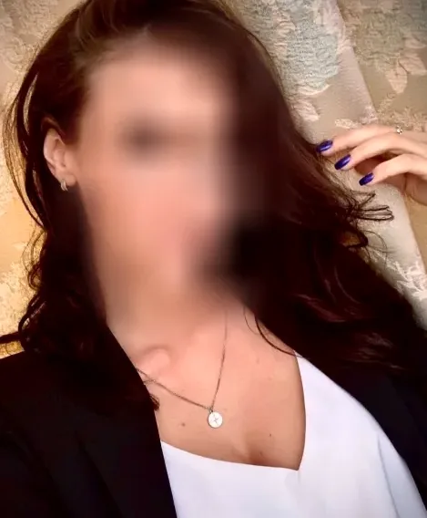 Simone, 33