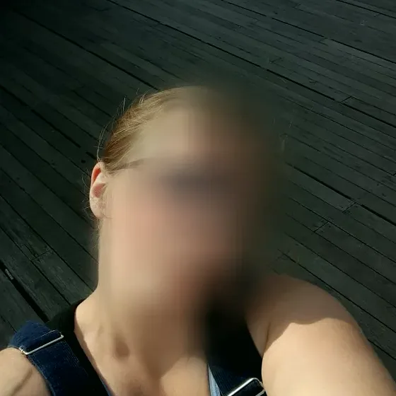 Sophie, 32