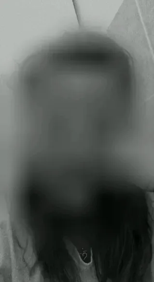 Yvonne, 30